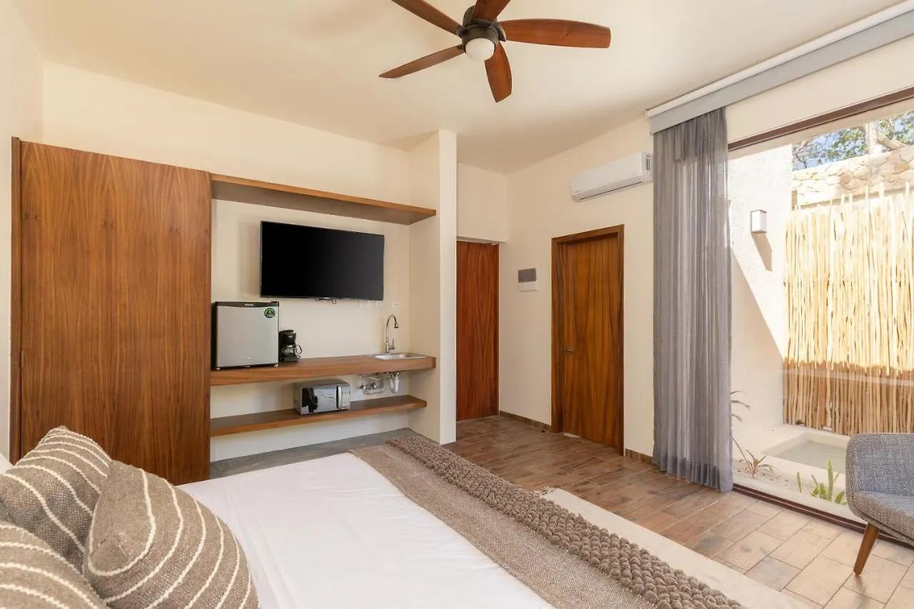 Utskin Tulum Aparthotel